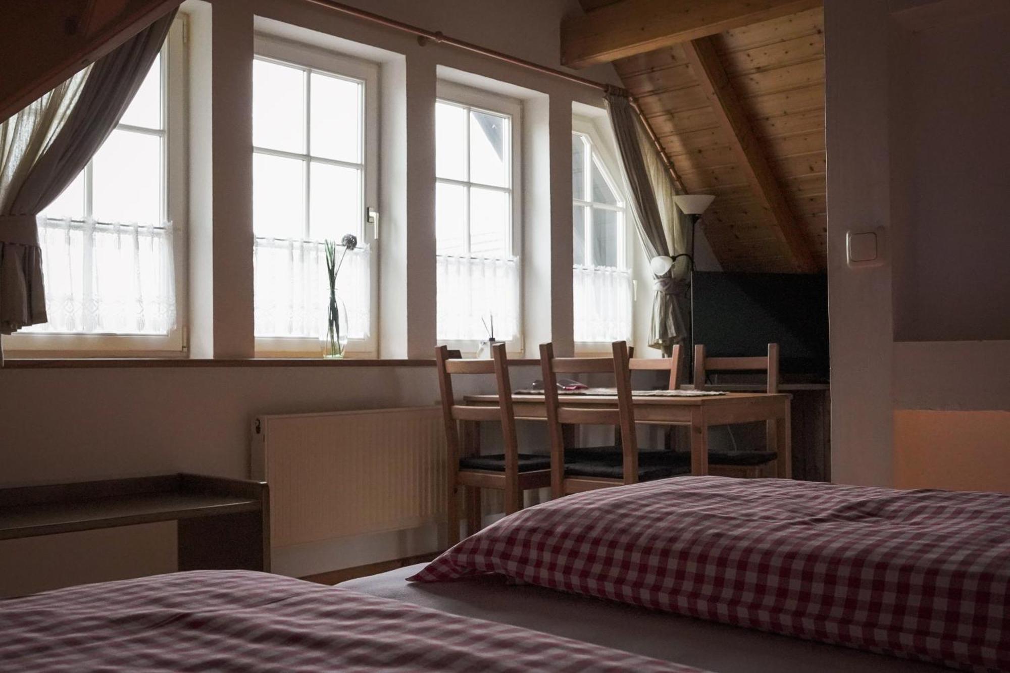 B&B Talstation Ferienwohnung Fuer 2 Personen Horselberg-Hainich エクステリア 写真