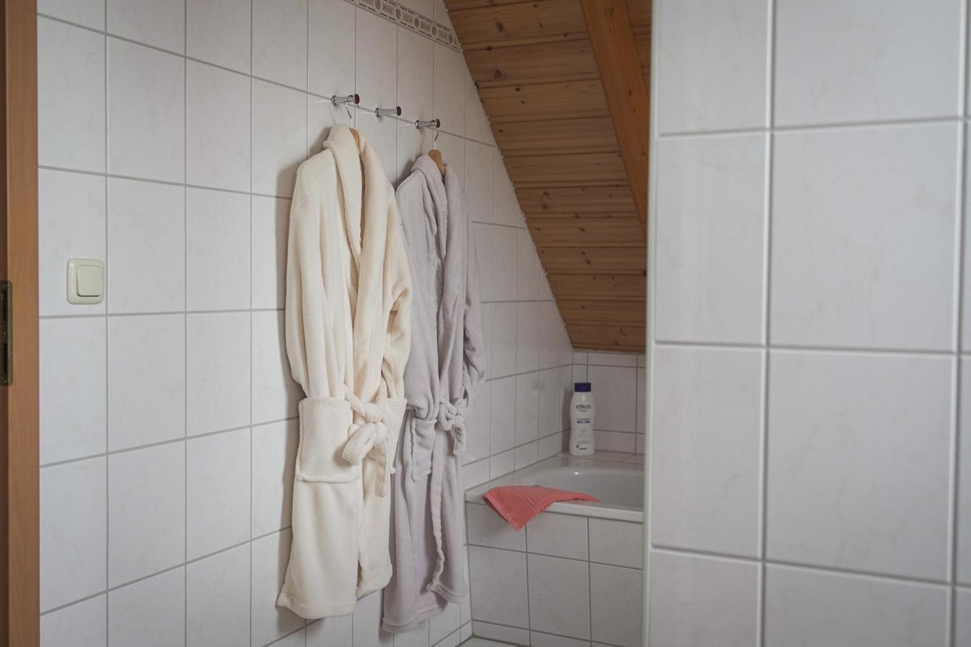 B&B Talstation Ferienwohnung Fuer 2 Personen Horselberg-Hainich エクステリア 写真